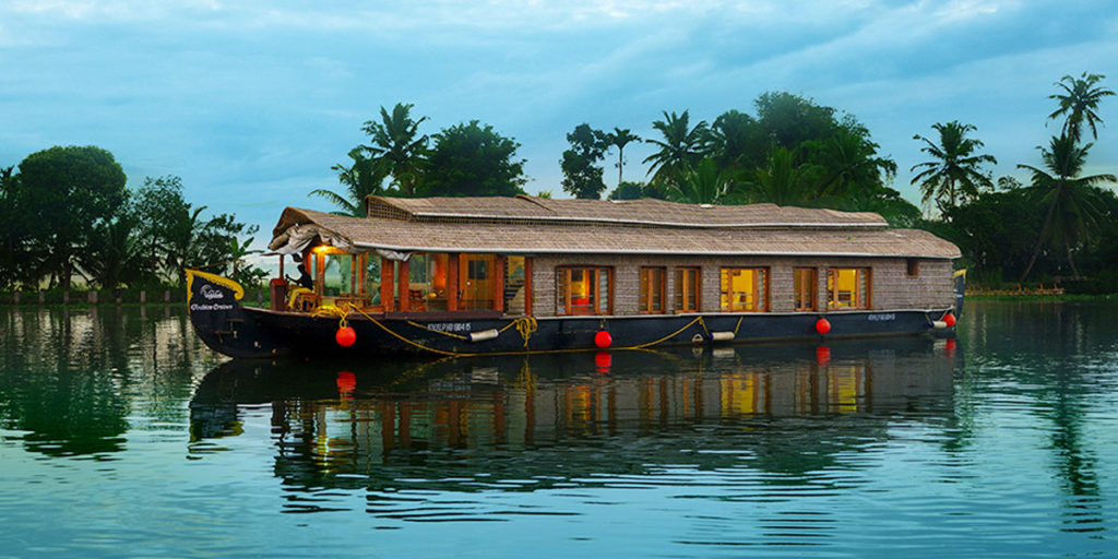 কেরালায় মনে রাখার মতো একটি নৌকা ভ্রমণ / A boat ride to remember in your Kerala trip