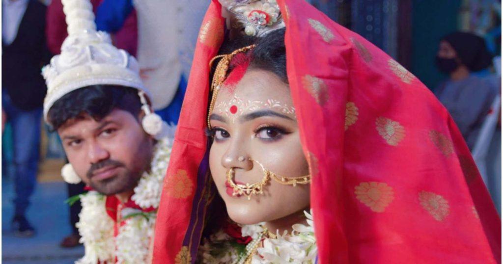 Bride and groom in Bengali wedding / বাঙালি বিয়েতে বর ও বউ