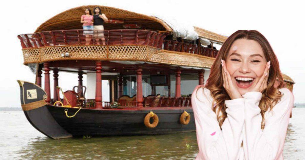 Houseboat in Kolkata - কলকাতায় হাউসবোট